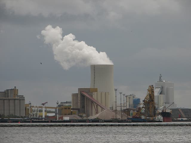 3433678789_cd2b92eb41_zsteinkohle