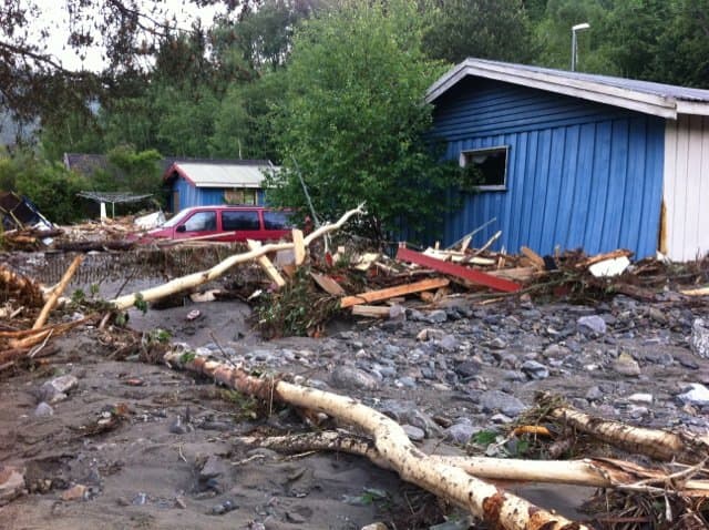 flom_hedmark_oppland_2011_smk