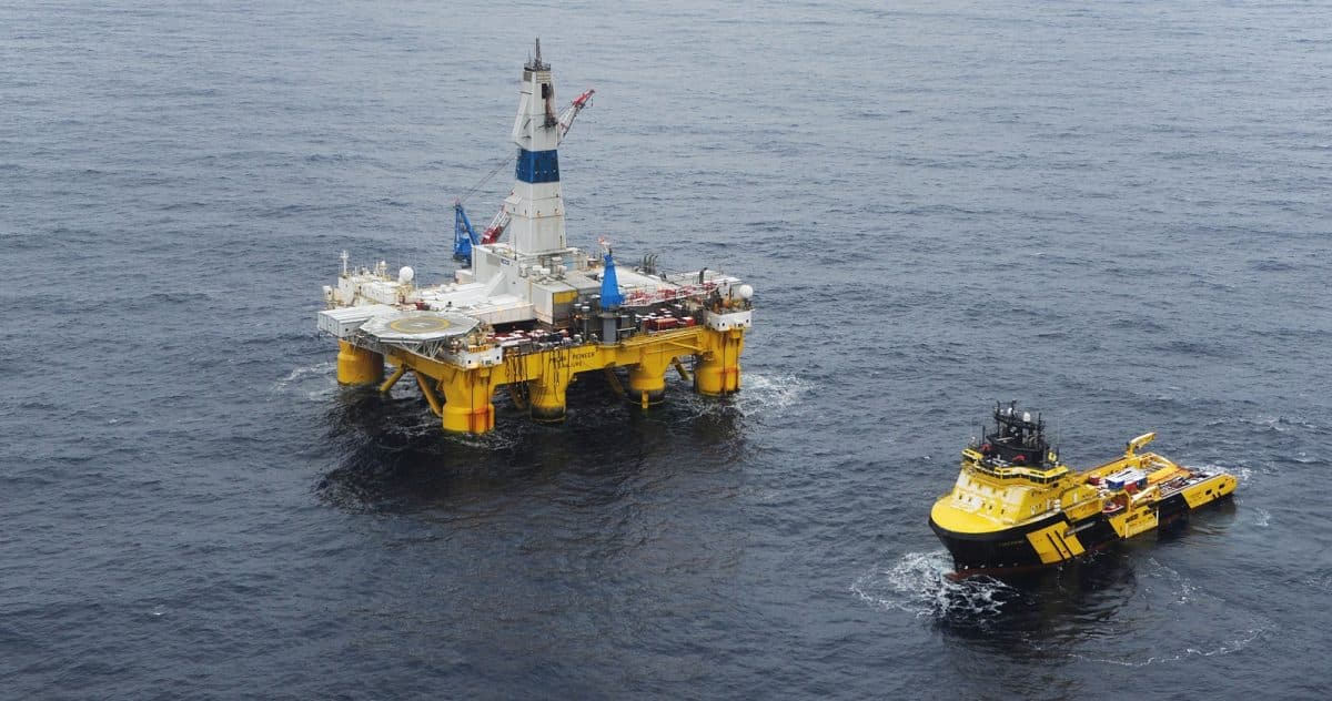 0070754 – Polar Pioneer in the Barents Sea – Photo Harald Pettersen – Statoil_s