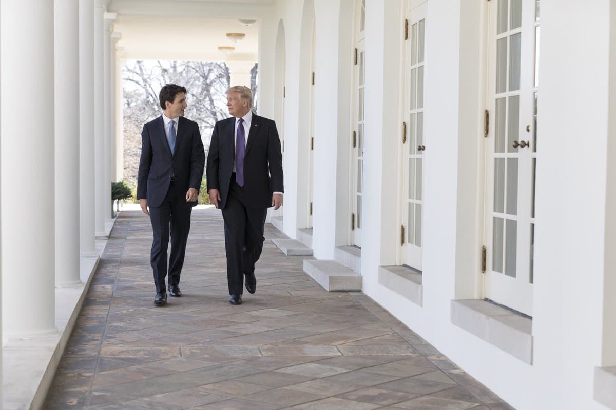 Donald_Trump_Justin_Trudeau_2017-02-13_03