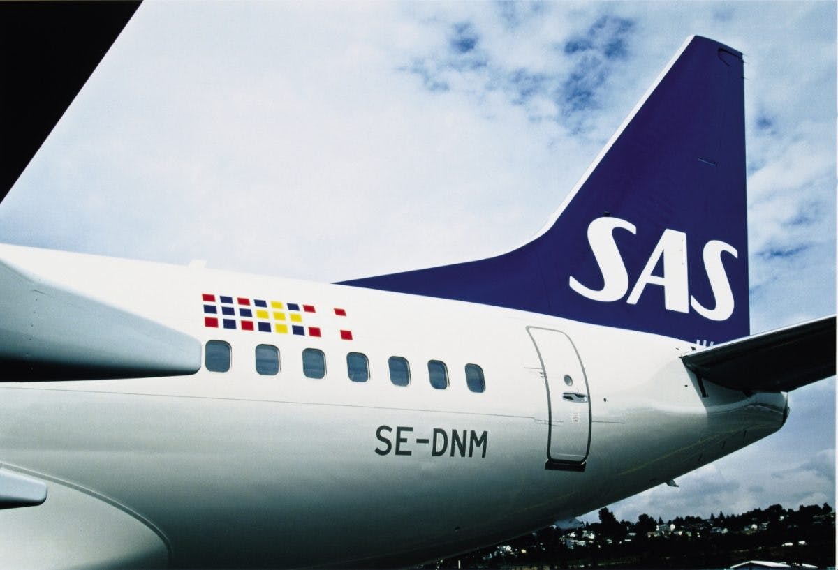 Aircraft-SAS-Boeing-737-1400×953