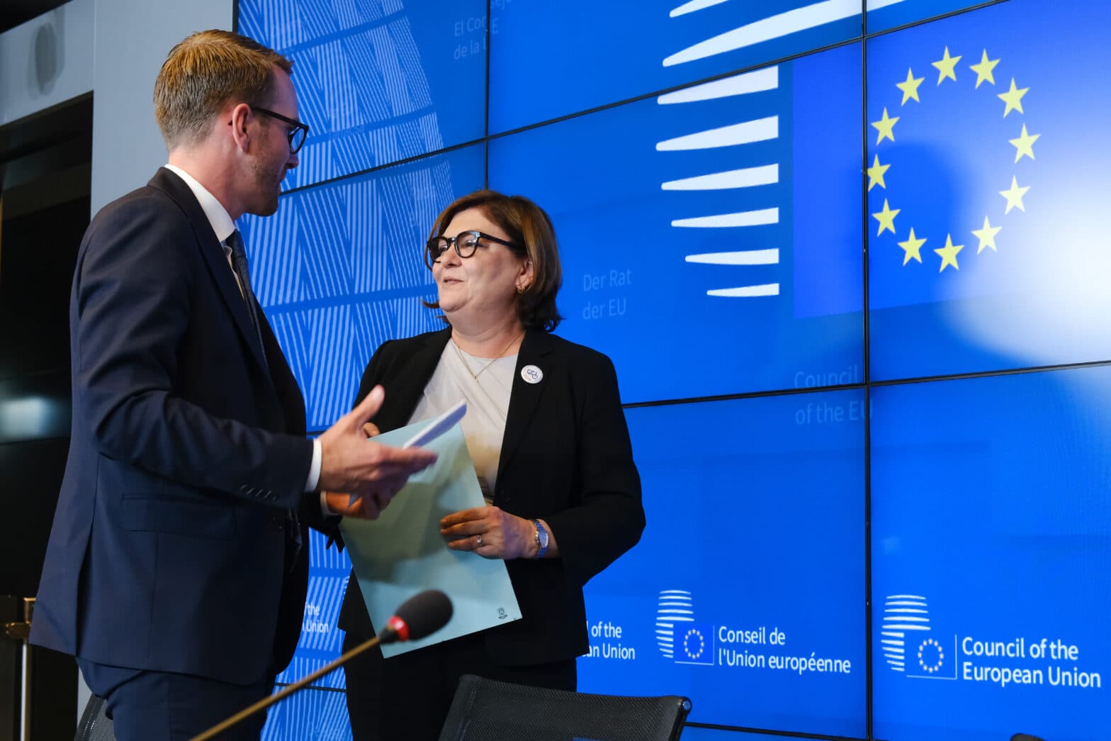 b7ff1df4-159f-4a94-b855-181e0f25f58d