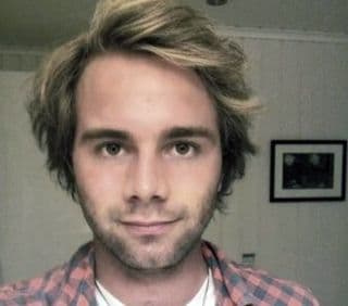 Fra skog til drivstoff: Haakon Rui forsker på industriell produksjon av biodrivstoff.