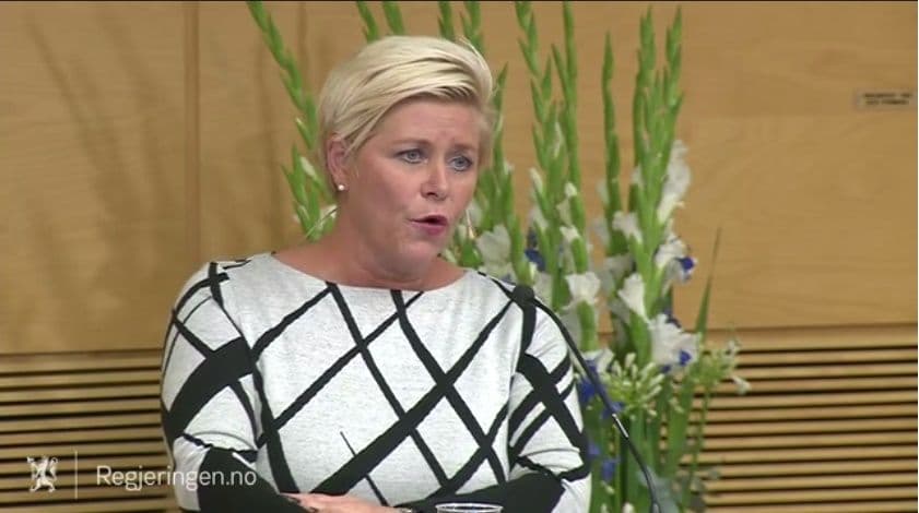 Finansminister Siv Jensen presenterer statsbudsjettet 2016 (foto: regjeringen.no)