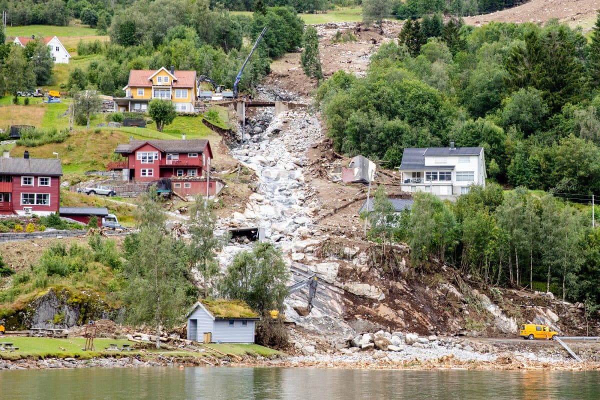 Jordras i boligområde