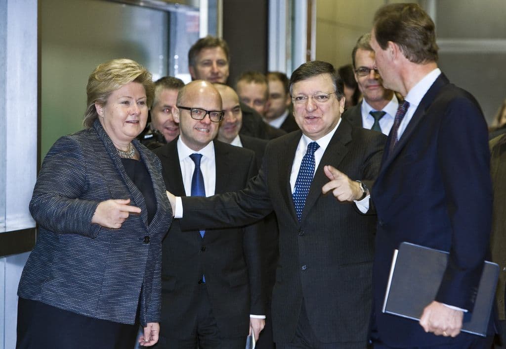Erna Solberg, Vidar Helgesen og Jose M. Barroso i Brussel